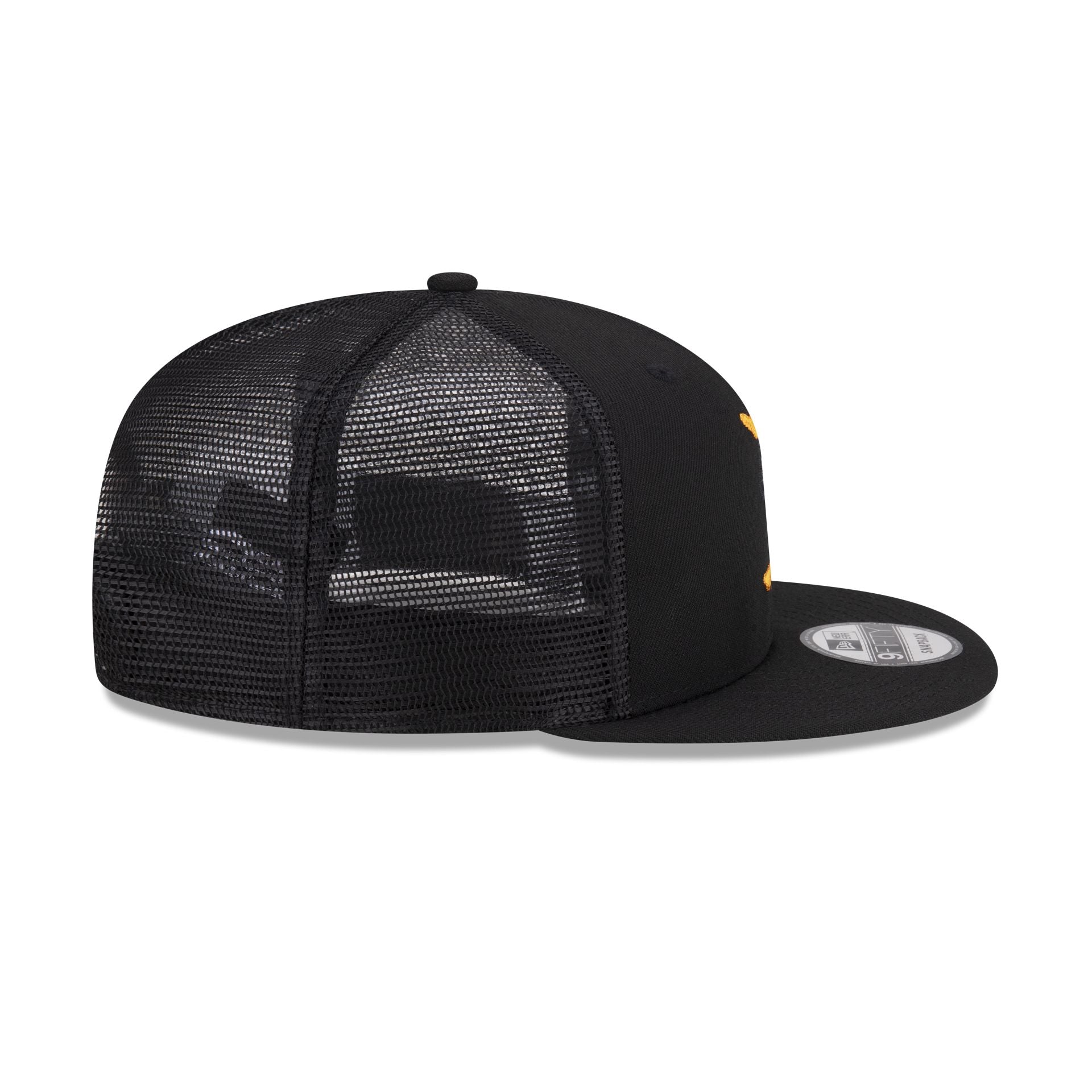 Looney Tunes Daffy Duck 9FIFTY Trucker Snapback Hat