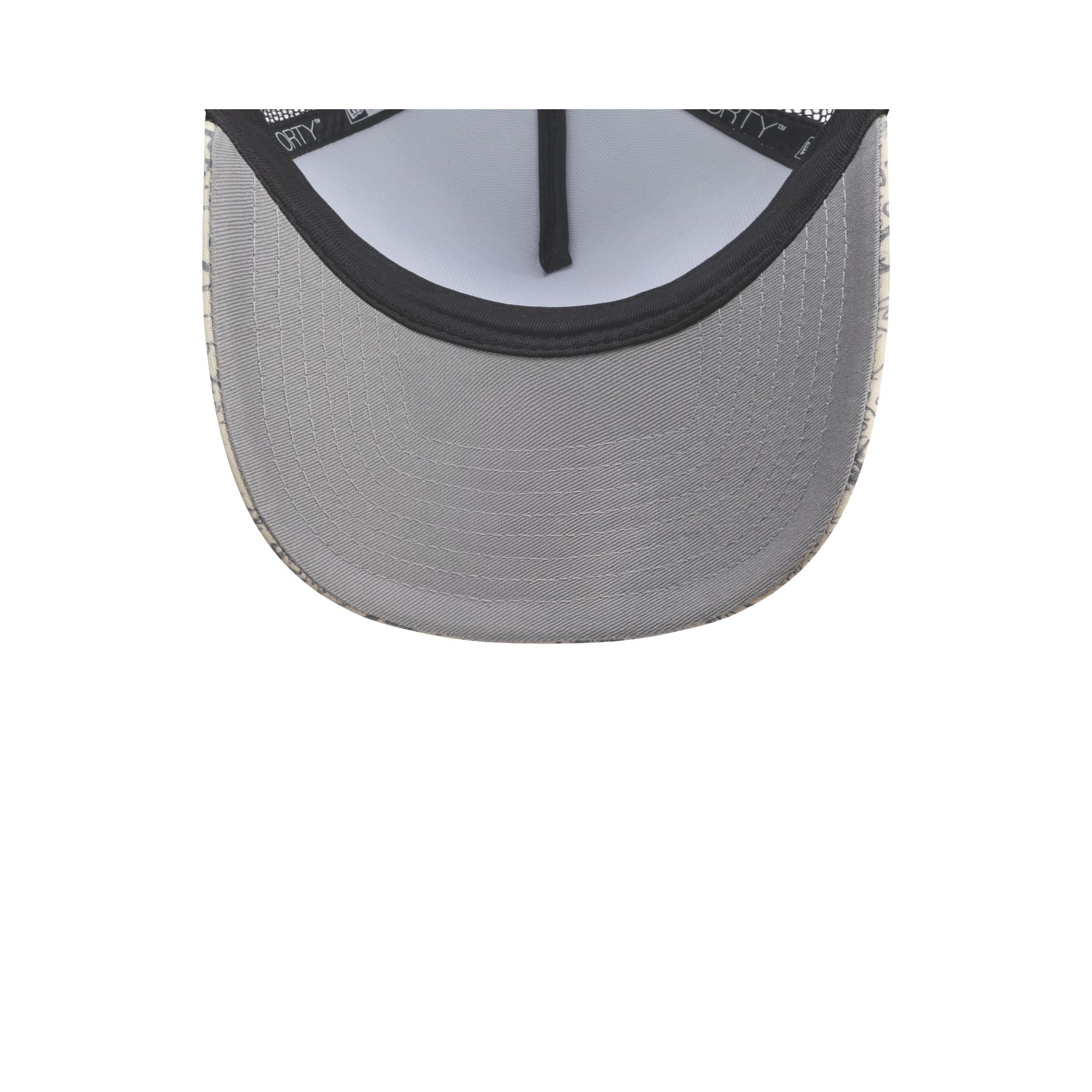 Looney Tunes Sketch 9FORTY A-Frame Trucker Hat