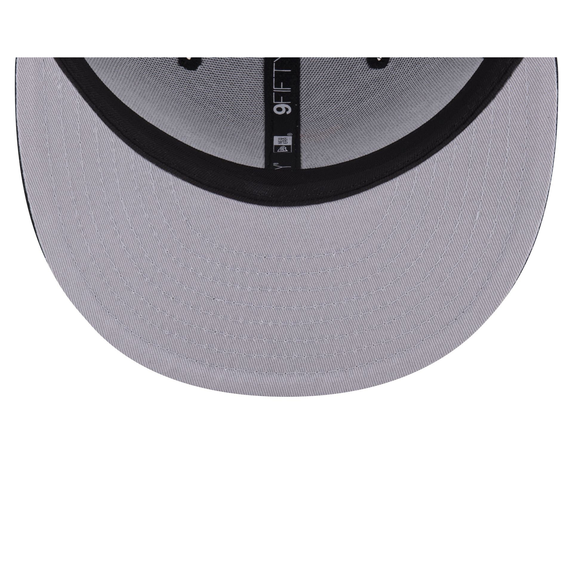 Looney Tunes Daffy Duck 9FIFTY Trucker Snapback Hat